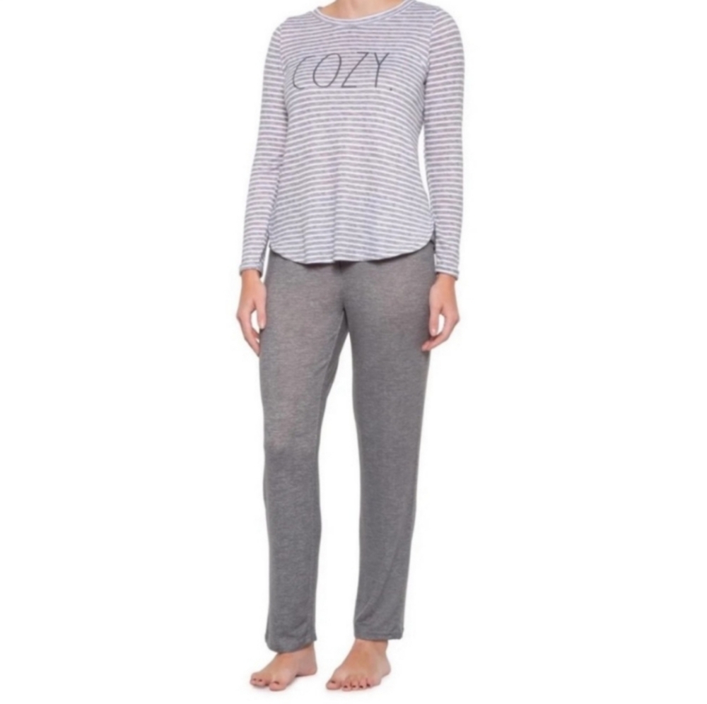 Rae Dunn Cozy pajama set Large